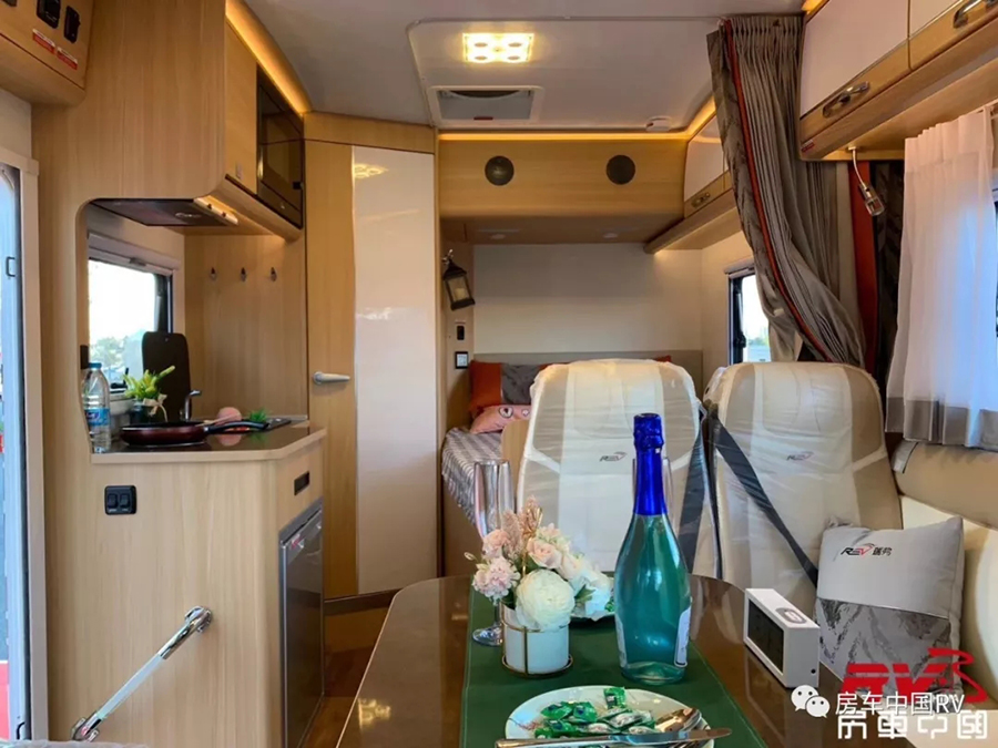 640.webp (1) 拷贝.jpg