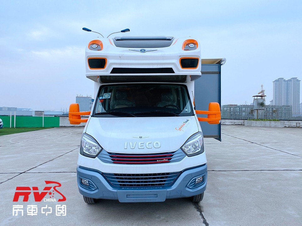jh-ii-1(旌航系列侧拓展对卡座版) -依维柯欧胜c型-宇晨房车-房车中国